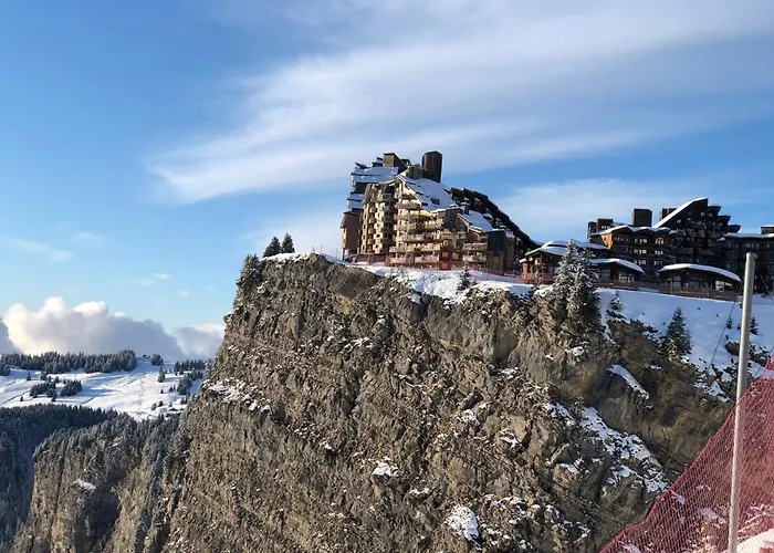 Le M1212 * Avoriaz